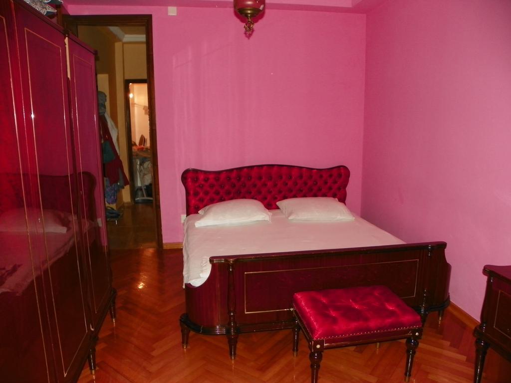 Apartment Rusudan Batumi Room photo